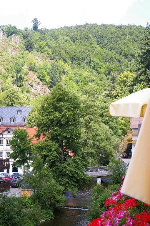 Hotel Heissinger Bad Berneck im Fichtelgebirge Esterno foto